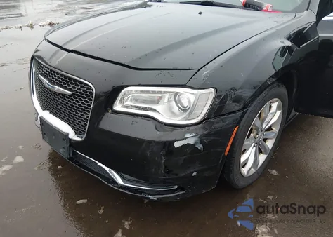 2017 Chrysler 300C Awd из США, поврежденный, VIN 2C3CCAKG0HH653654